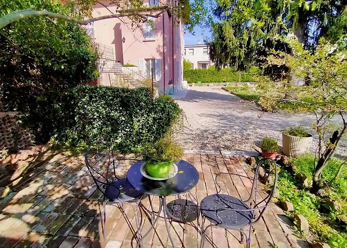 La Bugia Di Tanzi Bed & Breakfast Parma
