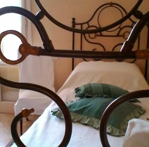 La Bugia Di Tanzi Bed & Breakfast