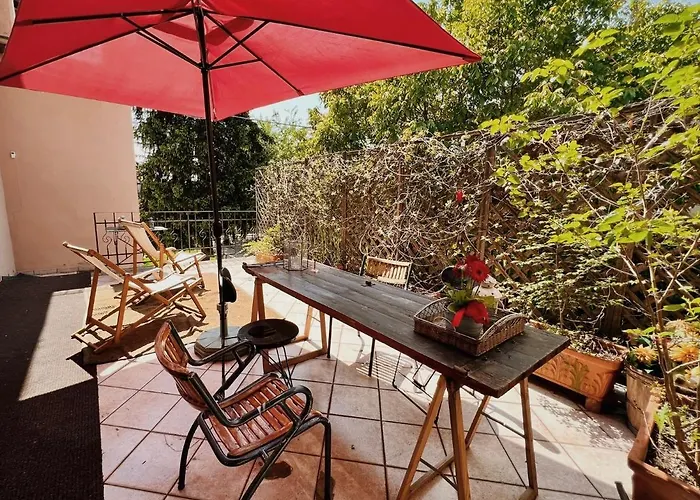 Bed & Breakfast La Bugia Di Tanzi 3*